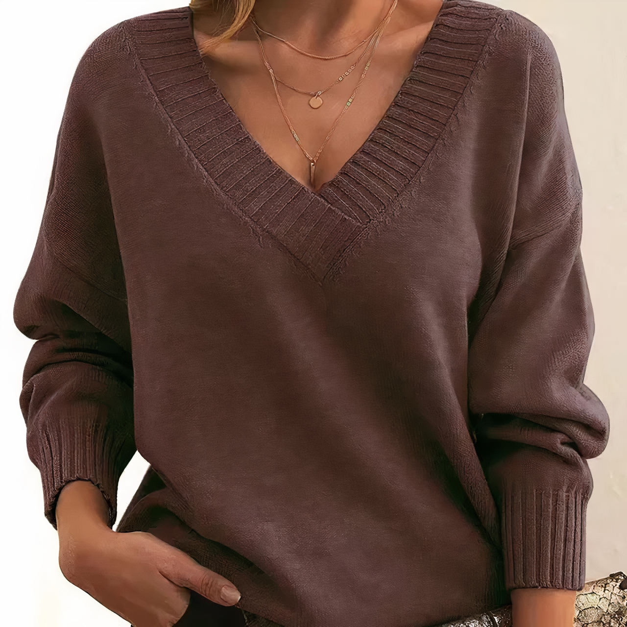 Soft Cashmere Pullover Sweater for Women – Cozy and Elegant